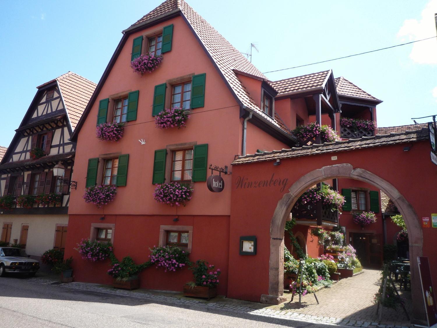 Hotel Winzenberg Blienschwiller Bagian luar foto